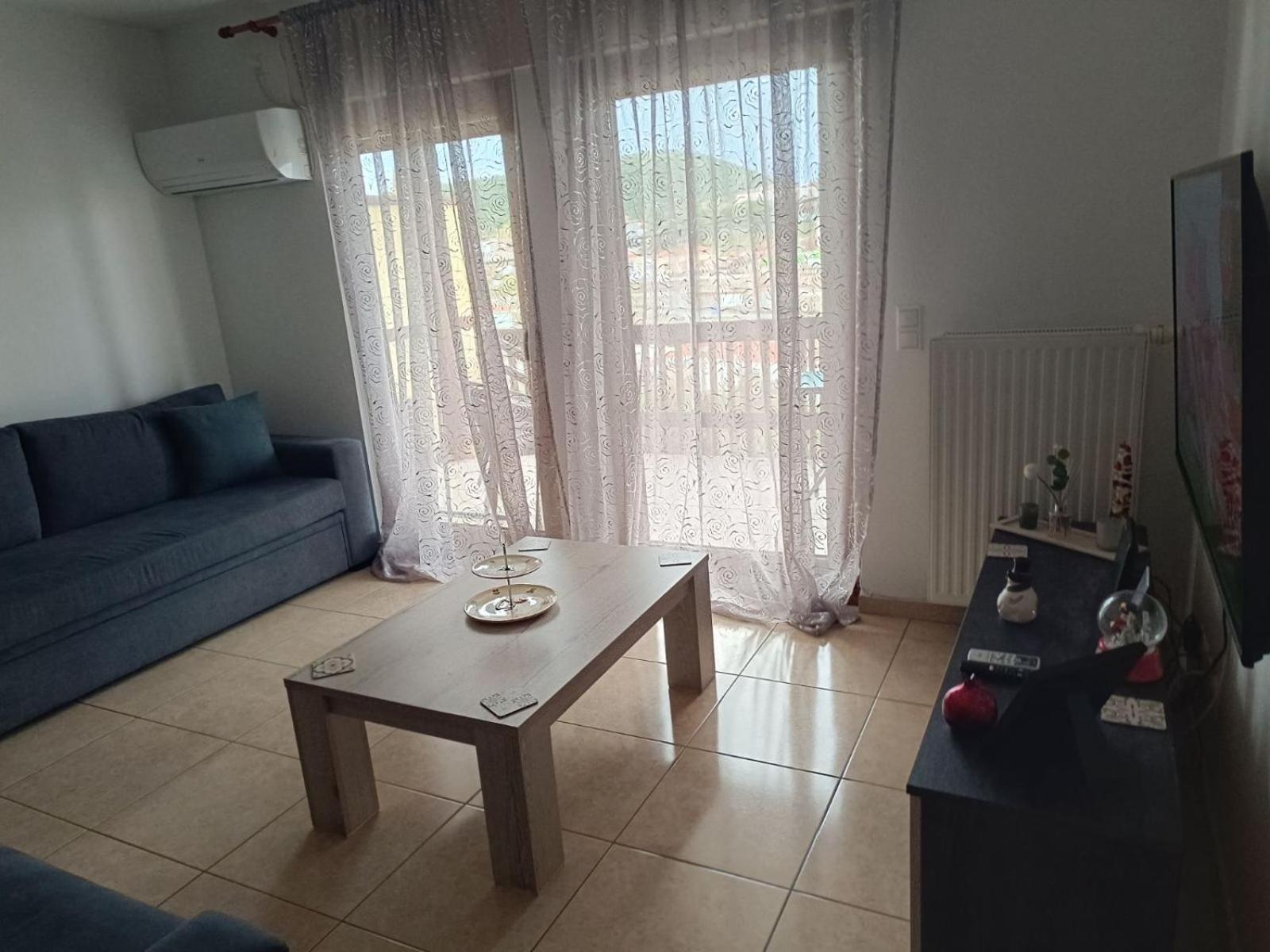 Ina House Apartment Varella Bagian luar foto